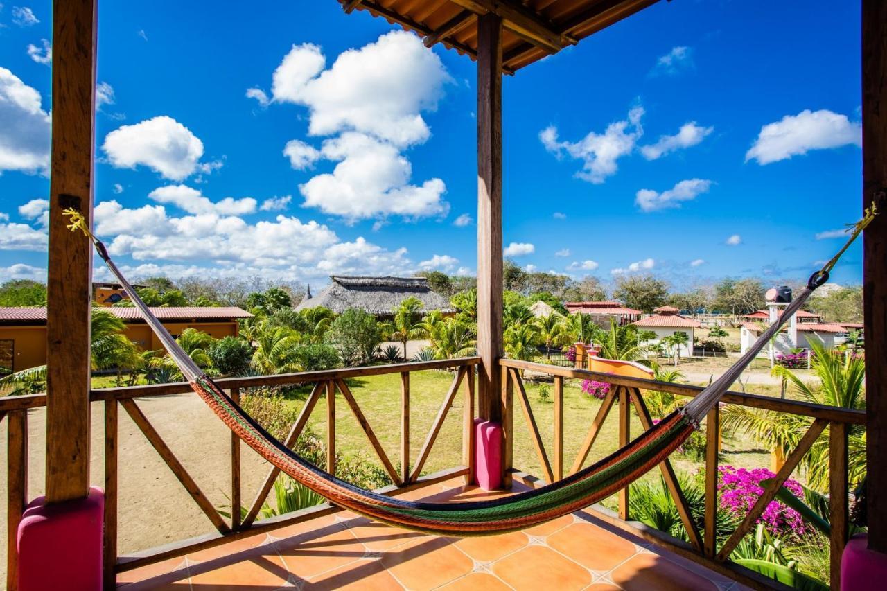 Buena Onda Beach Resort بوبويو الغرفة الصورة