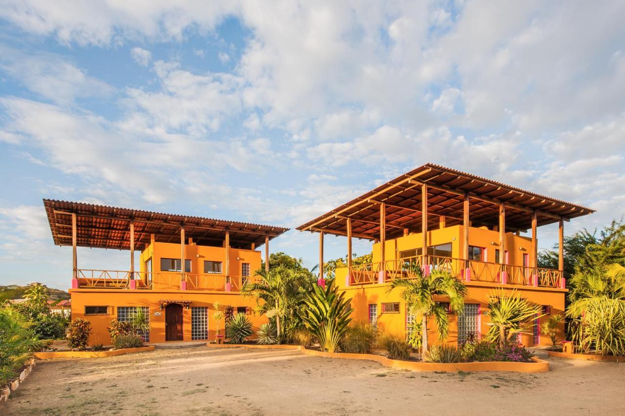 Buena Onda Beach Resort بوبويو المظهر الخارجي الصورة