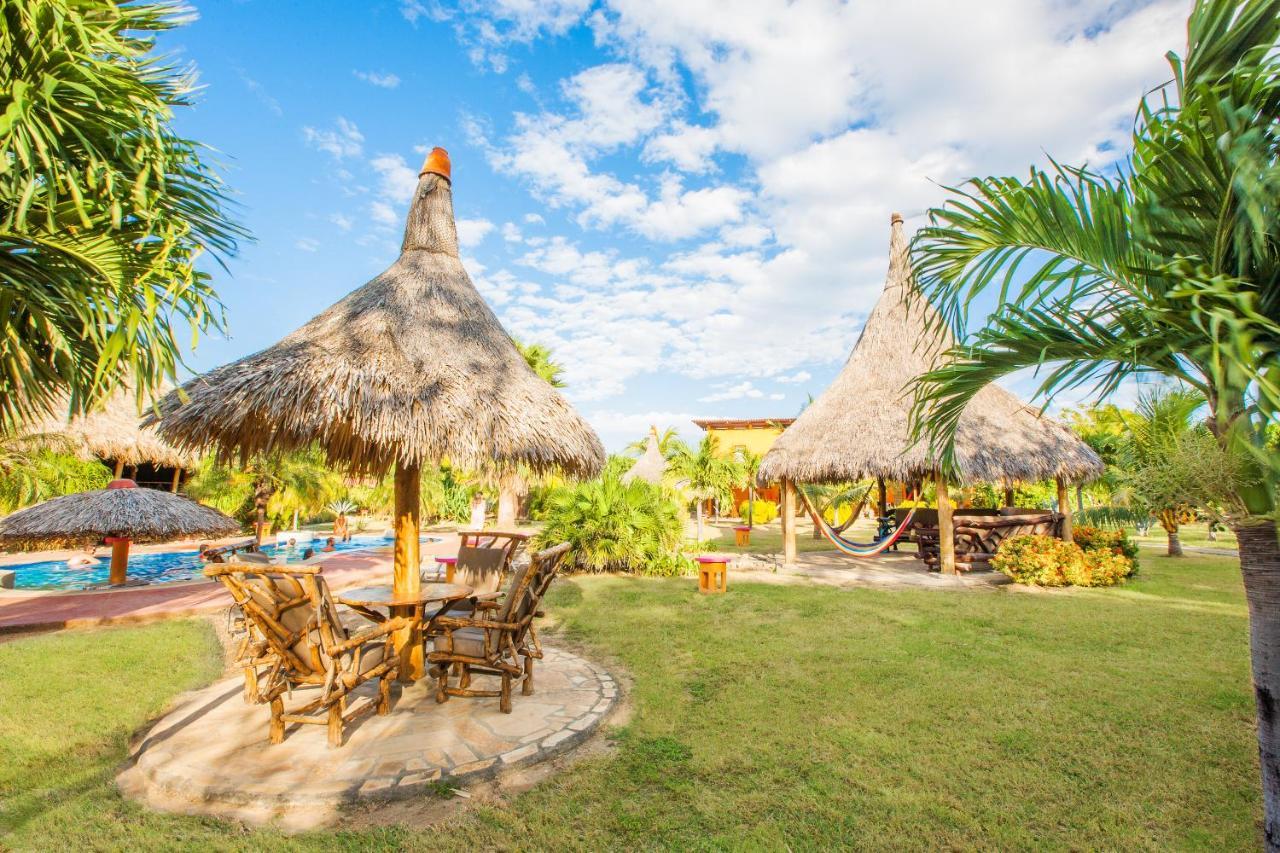 Buena Onda Beach Resort بوبويو المظهر الخارجي الصورة