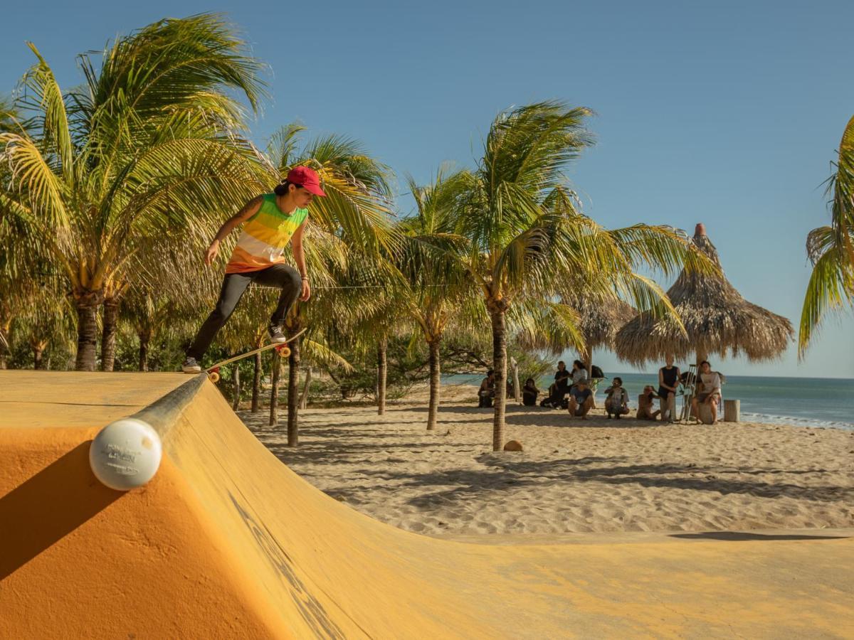 Buena Onda Beach Resort بوبويو المظهر الخارجي الصورة