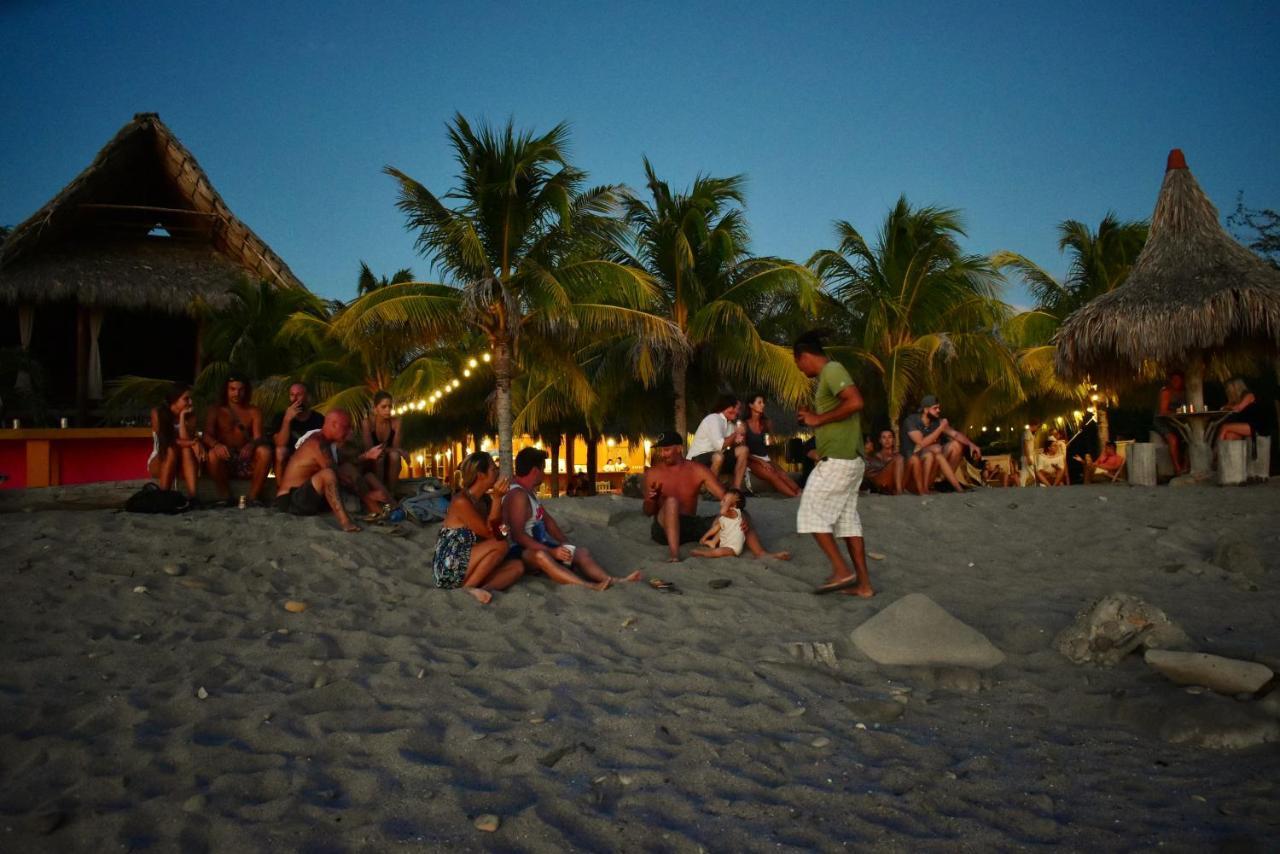 Buena Onda Beach Resort بوبويو المظهر الخارجي الصورة